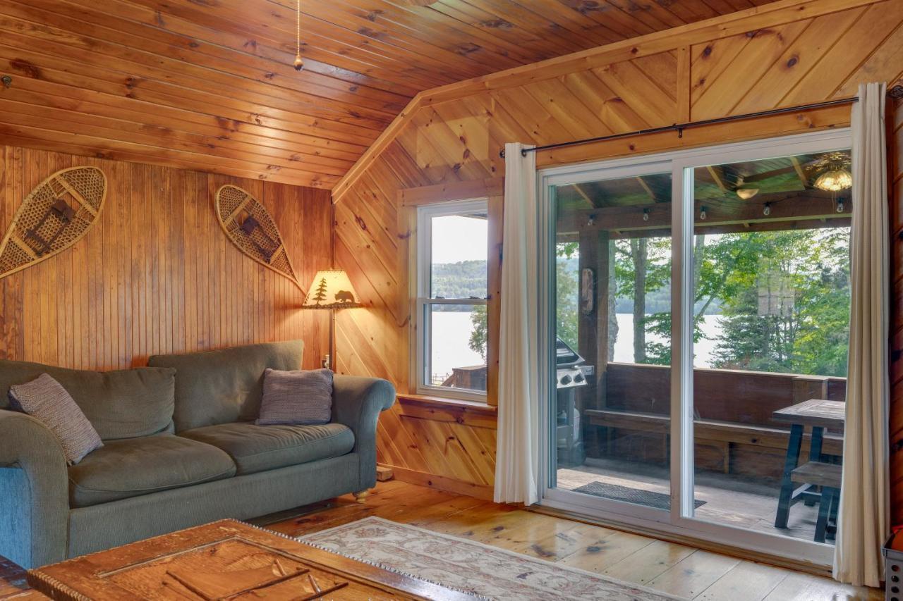 Rustic Cabin Retreat On Rangeley Lake! Buitenkant foto