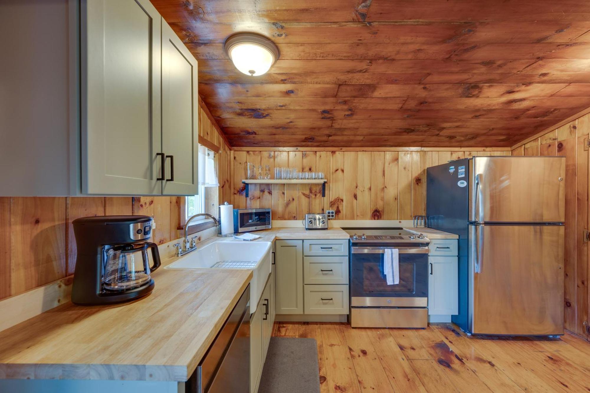 Rustic Cabin Retreat On Rangeley Lake! Buitenkant foto