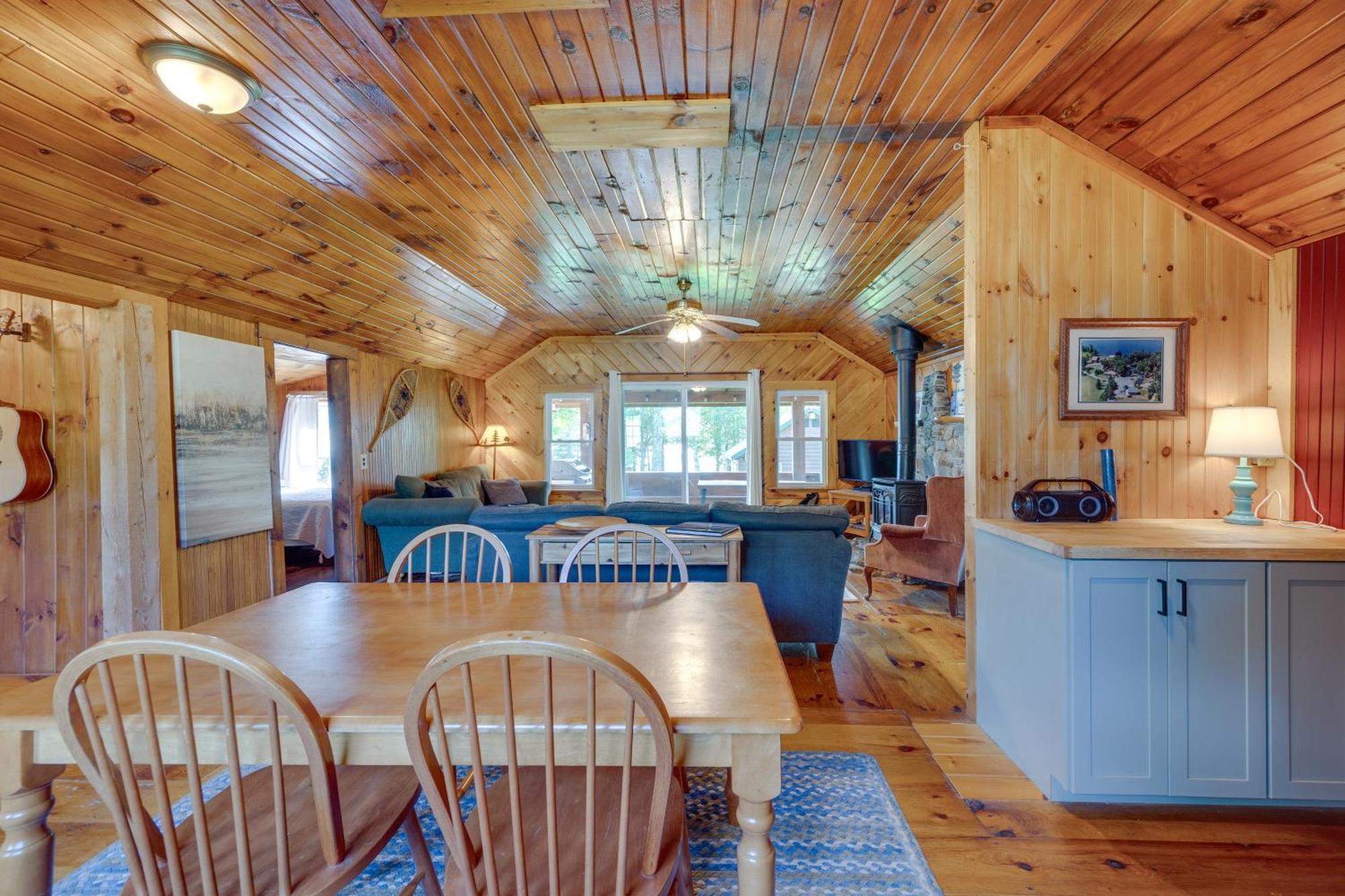 Rustic Cabin Retreat On Rangeley Lake! Buitenkant foto